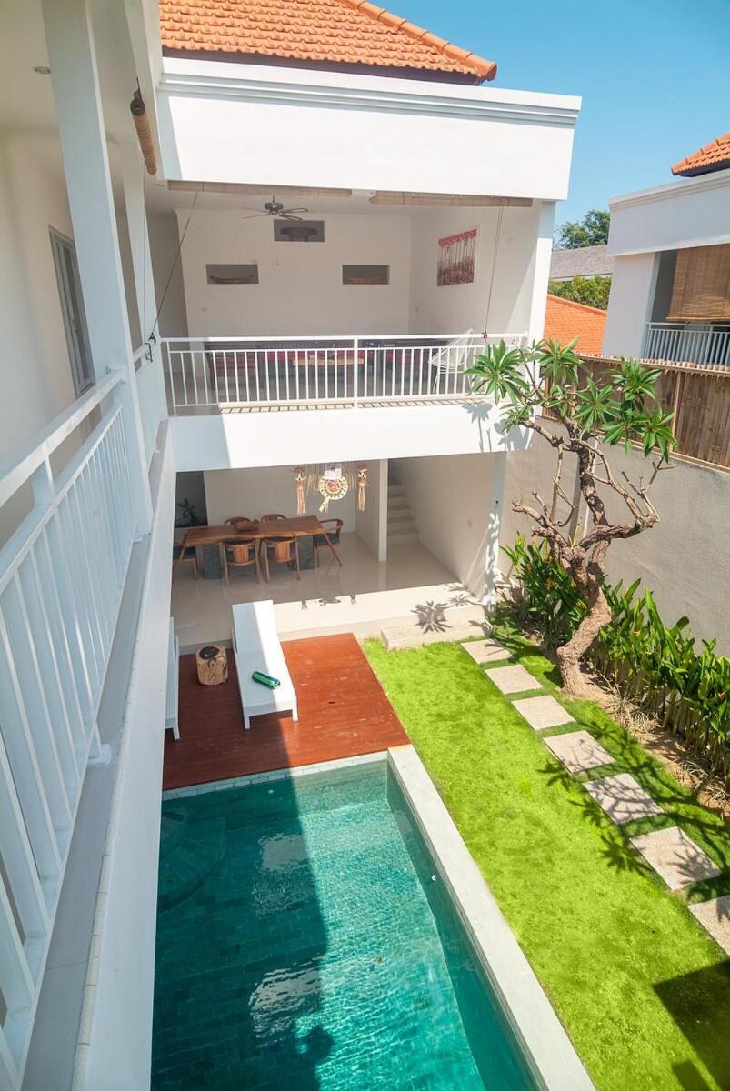 3br Villa3 Oberoi Seminyak,18min Walk To The *